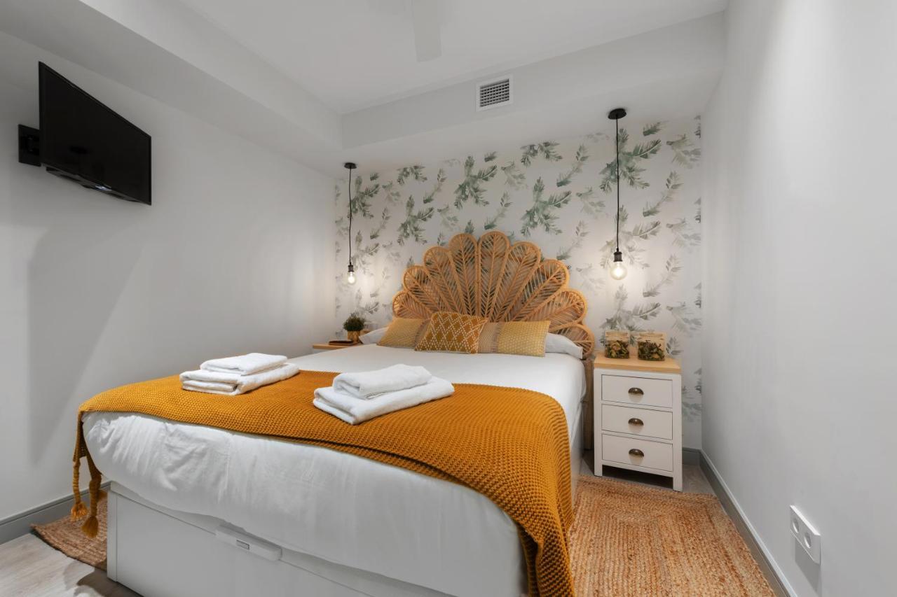 2 Bedrooms 1 Bathroom Furnished - Justicia - Executive Style - Mintystay Мадрид Екстер'єр фото