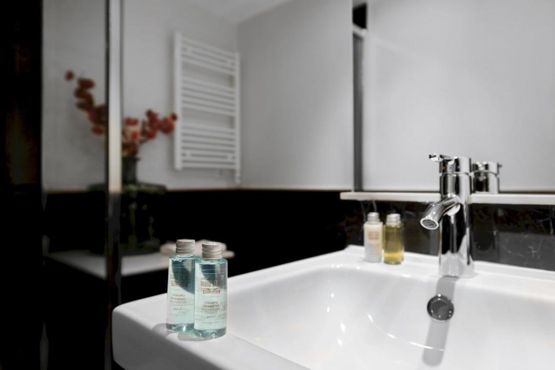 2 Bedrooms 1 Bathroom Furnished - Justicia - Executive Style - Mintystay Мадрид Екстер'єр фото