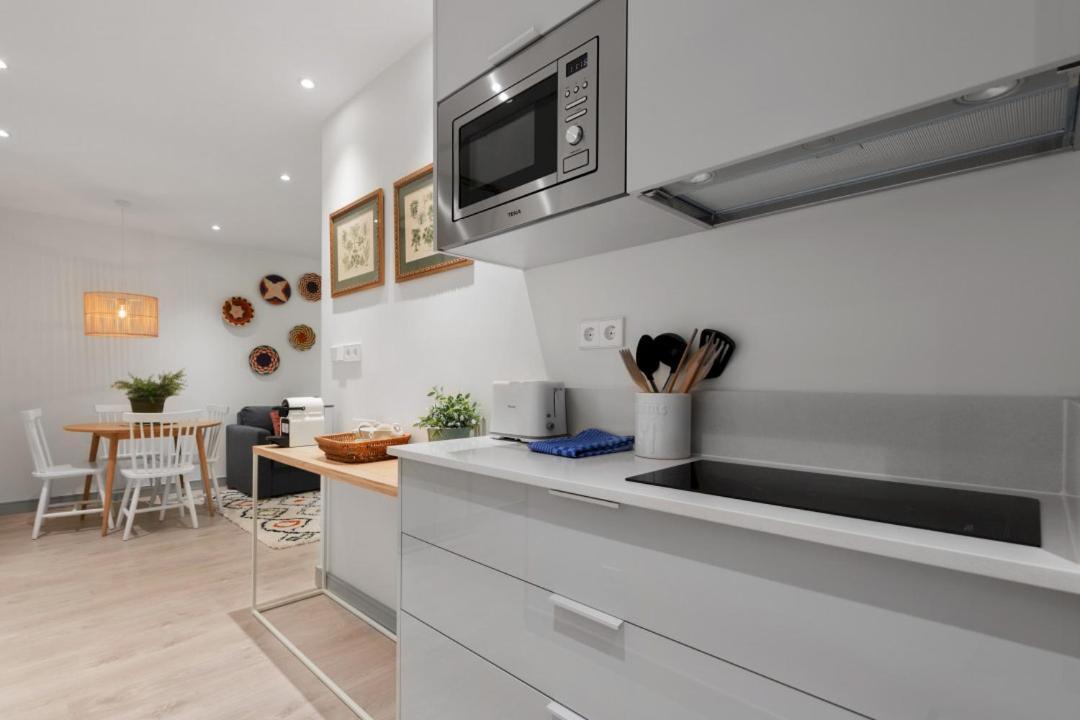 2 Bedrooms 1 Bathroom Furnished - Justicia - Executive Style - Mintystay Мадрид Екстер'єр фото